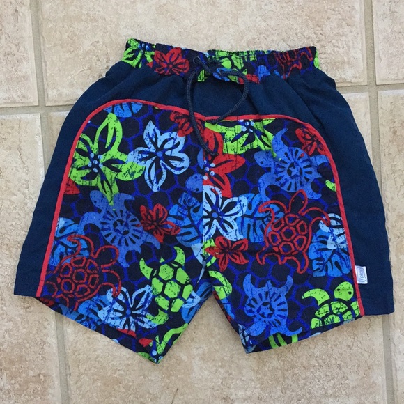 I Play Boys Rash Guard and Turtle Swim Trunks - Picture 5 of 8